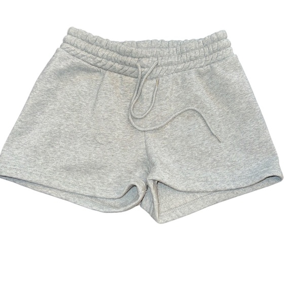 🟡 Love Streak Gray Sweatahorts Size Medium - Picture 1 of 5